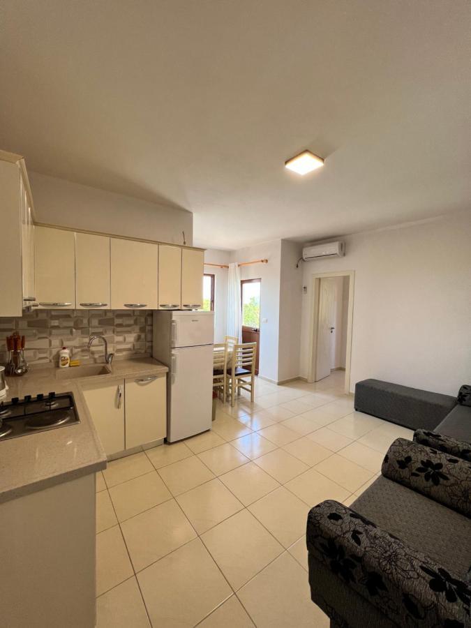 Hotel Kamberi & 2*